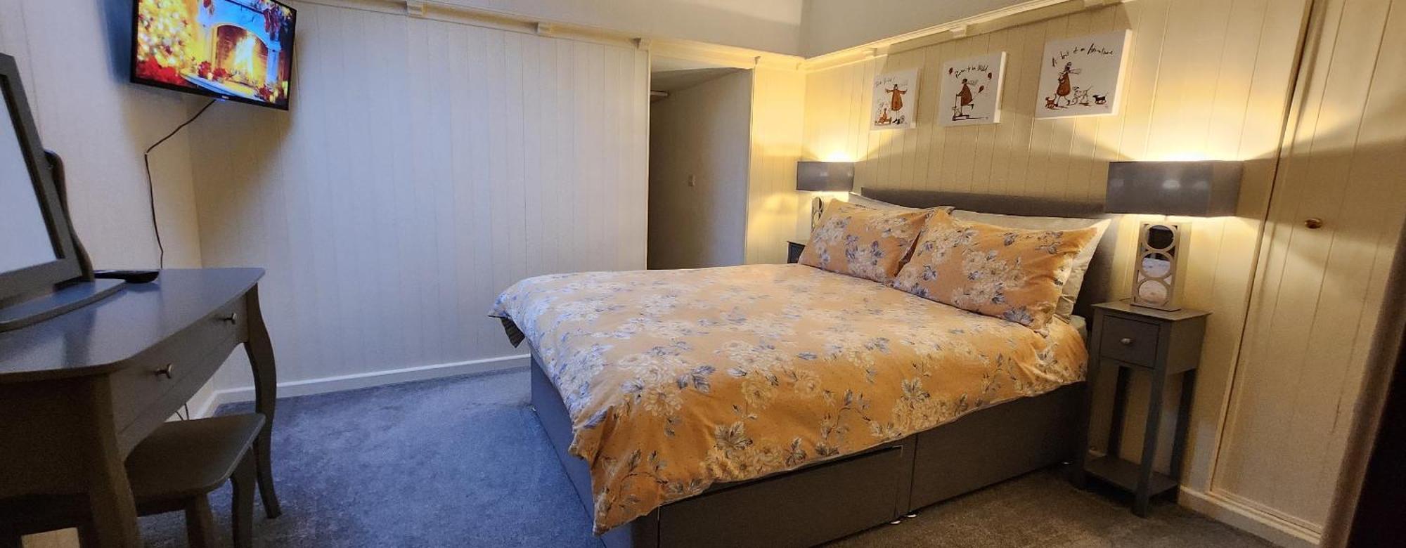 Llansantffraid Glyn Ceiriog Modern And Spacious 2 Bedroom Apartment With Free Parking מראה חיצוני תמונה