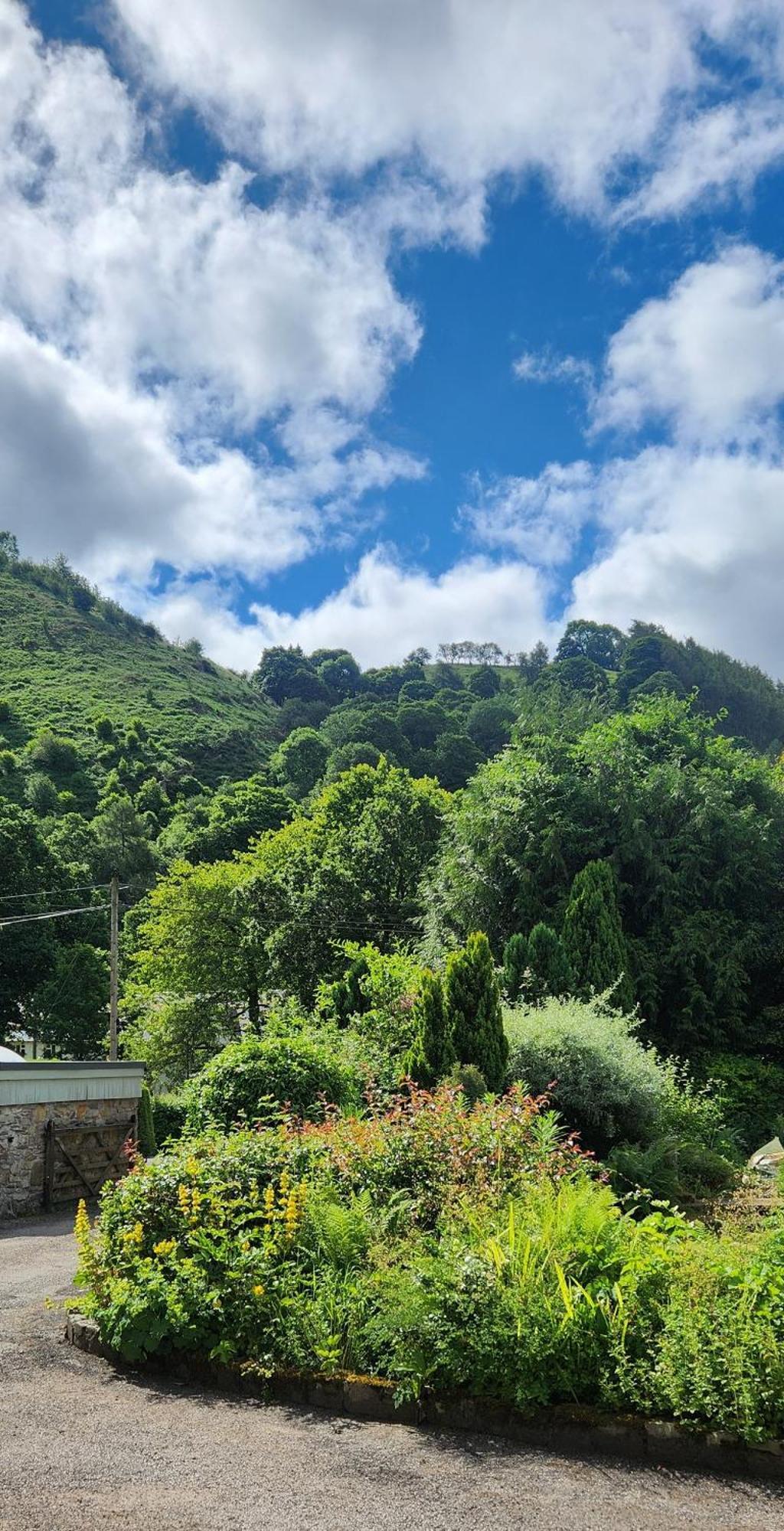 Llansantffraid Glyn Ceiriog Modern And Spacious 2 Bedroom Apartment With Free Parking מראה חיצוני תמונה